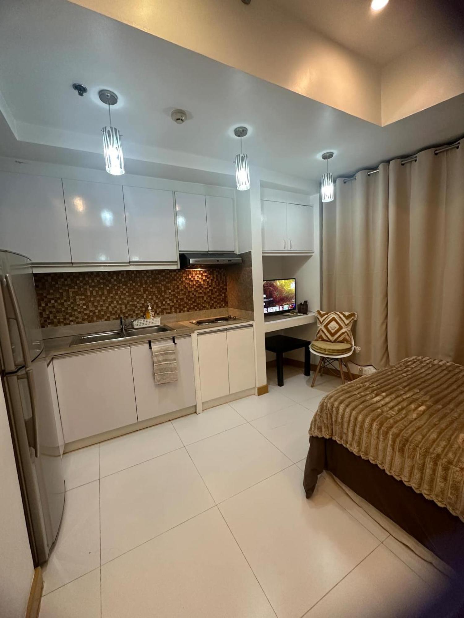 Cozy Place With City View At Greenbelt Makati Manilla Buitenkant foto